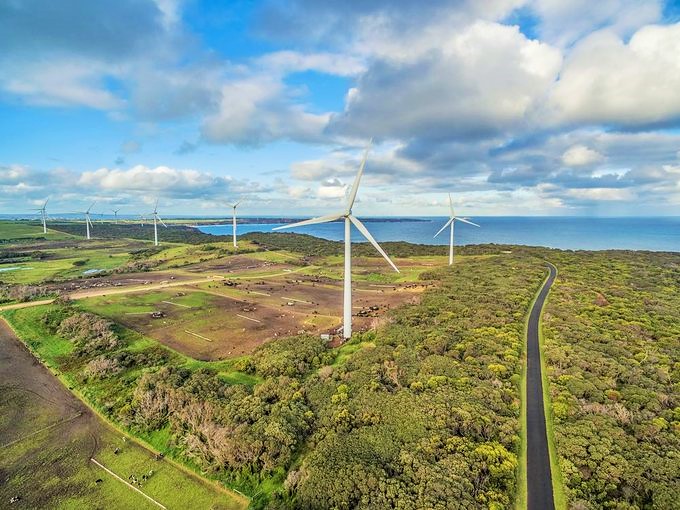 Energía eólica y solar superan el 60 por ciento de la red eléctrica de Australia