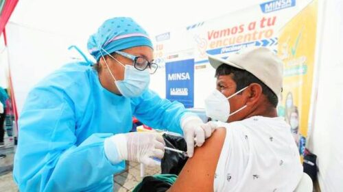 EsSalud recomienda vacunarse contra la hepatitis B para evitar cirrosis y cáncer de hígado