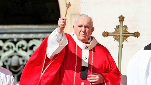 Papa Francisco solicita a autoridades del país encontrar cuánto antes solución pacífica a tensión social por el bien de los más pobres