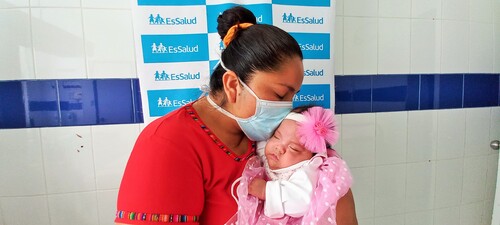 Essalud Salvan La Vida De Bebé Prematura Que Nació A Los Cinco Meses Y Con Solo 630 Gramos De 7450