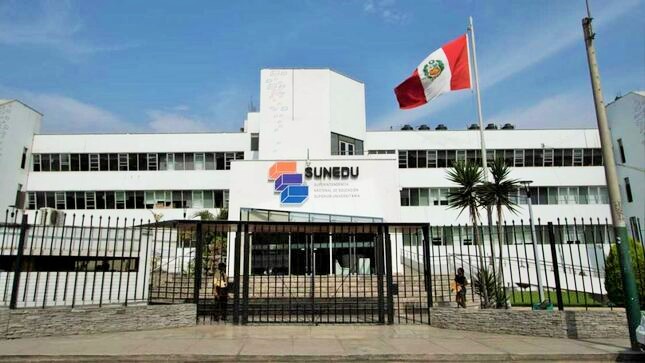 SUNEDU solicita información a la UCV sobre presuntas irregularidades en tesis de Pedro Castillo y su esposa