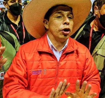 Tras ser conminado por Perú Libre, Pedro Castillo renuncia a esta agrupación política