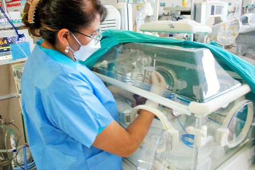 EsSalud promueve la “calostroterapia” como un seguro de vida para bebés prematuros