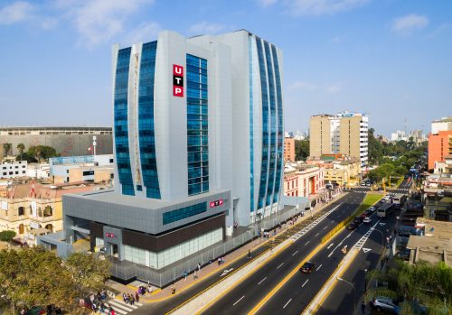 UTP se ubica en el top 5 de universidades peruanas en el ranking  SCImago 2024 👩‍🎓