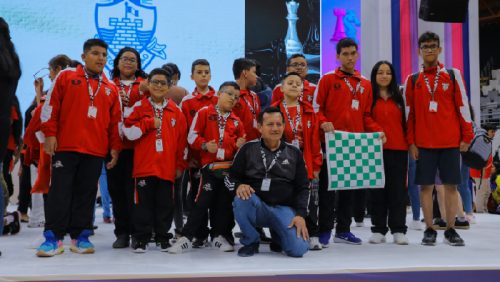 ¡Se inició el torneo escolar de ajedrez más grande del mundo! ♟️