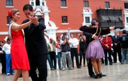 El vals peruano o la alegría sollozante (II)