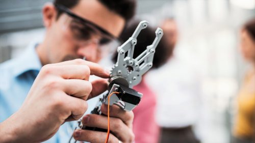 Conoce a los inventores peruanos con más solicitudes de patentes 👨‍🦱👩‍🦰