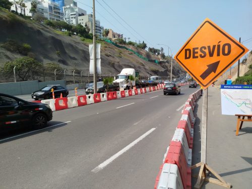 ¡Atención vecinos y visitantes de Miraflores! Este viernes 4 de octubre inicia cierre total de Bajada Armendáriz 🚘