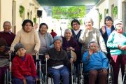 95.8 % de la población adulta mayor tiene algún seguro de salud 👵👴