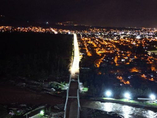 Iluminan más de 20 cuadras de la Av. La Cantuta futura vía principal de ingreso y salida a Huancayo 💡