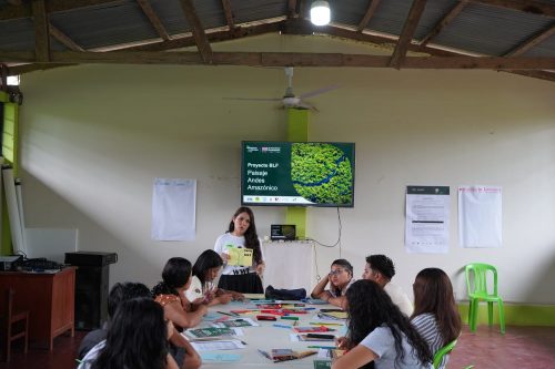 Jóvenes indígenas se capacitan para proteger sus territorios de Loreto y Amazonas 👀