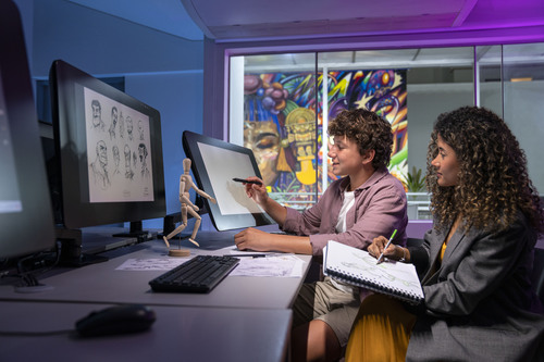 Crece la demanda de creadores digitales en el Perú: ¿Cómo prepararse para una industria que no deja de expandirse? 💻