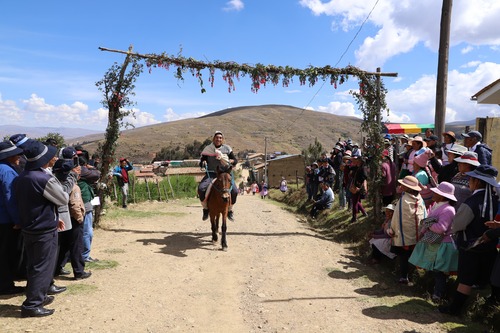 Junín: Centros poblados de Apata celebran Día del Campesino en quinto festival de saberes ancestrales