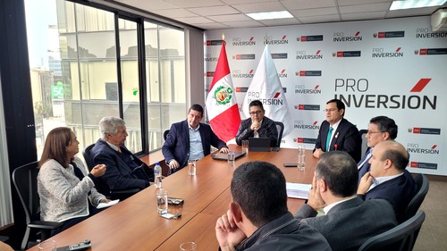 Gobernador Regional de Lambayeque se reúne con Ministro de Economía y Finanzas para discutir sobre el Proyecto Olmos 🔍