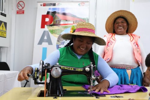 Más de 590 000 pobladores de pueblos originarios mejoran su calidad de vida a nivel nacional 🔍