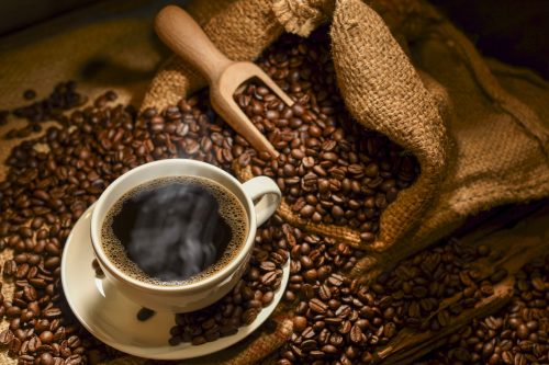 Impulsan la calidad del café peruano con 38 normas técnicas ☕