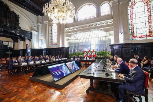 Destacan diálogo del Gobierno para impulsar desarrollo y crecimiento económico en el país 🔍