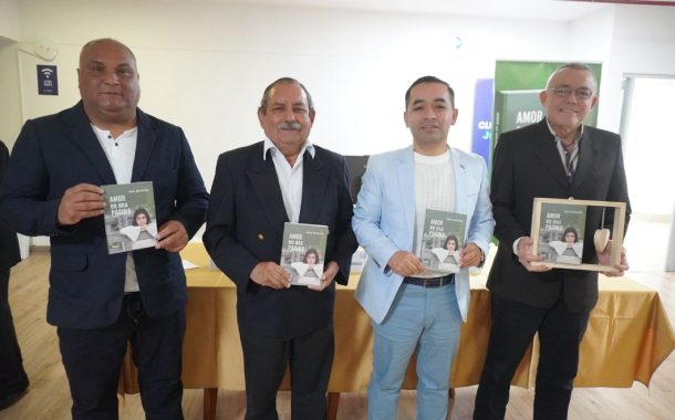 Presentan la novela “Amor en una página” 📖
