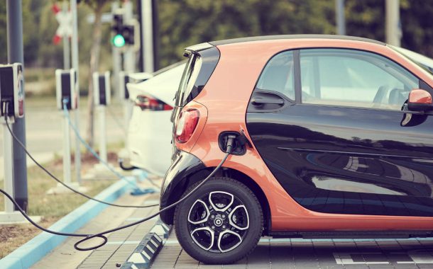 Coche eléctrico y factura de la luz: así se recorta un 26% el gasto evitando el error más común 🚘