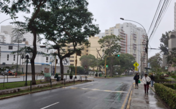 Durante la noche, la madrugada y las primeras horas entre el 7 y 8 de agosto se presentarán nieblas y lloviznas aisladas en Lima🌦️